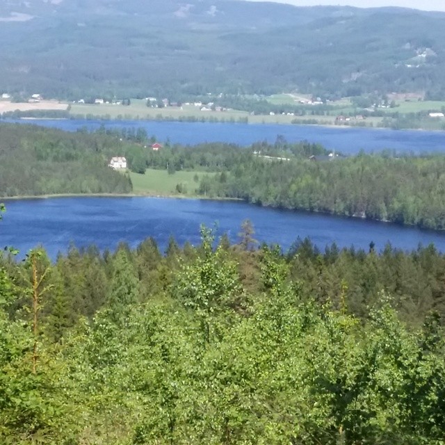 Utsikten ned fra Skjeppåshytta