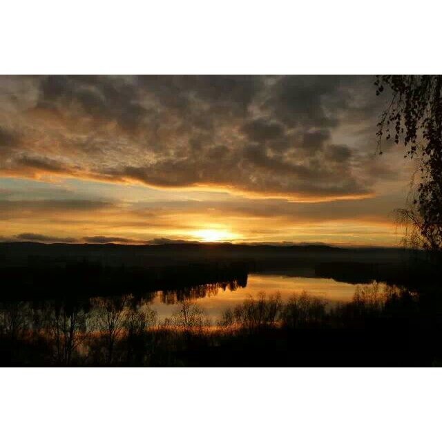 Yesterday's sunset. The river Glomma